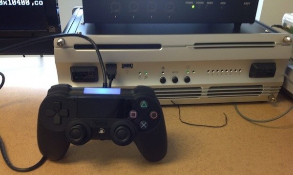 PlayStation 4 controller svelato in forma di prototipo