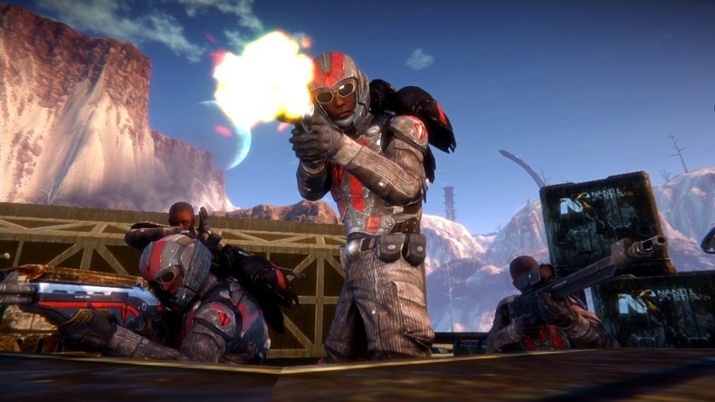 PlanetSide 2 e DC Universe Online su PS4 a fine 2013