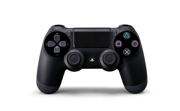 PlayStation 4 supporterà quattro controller