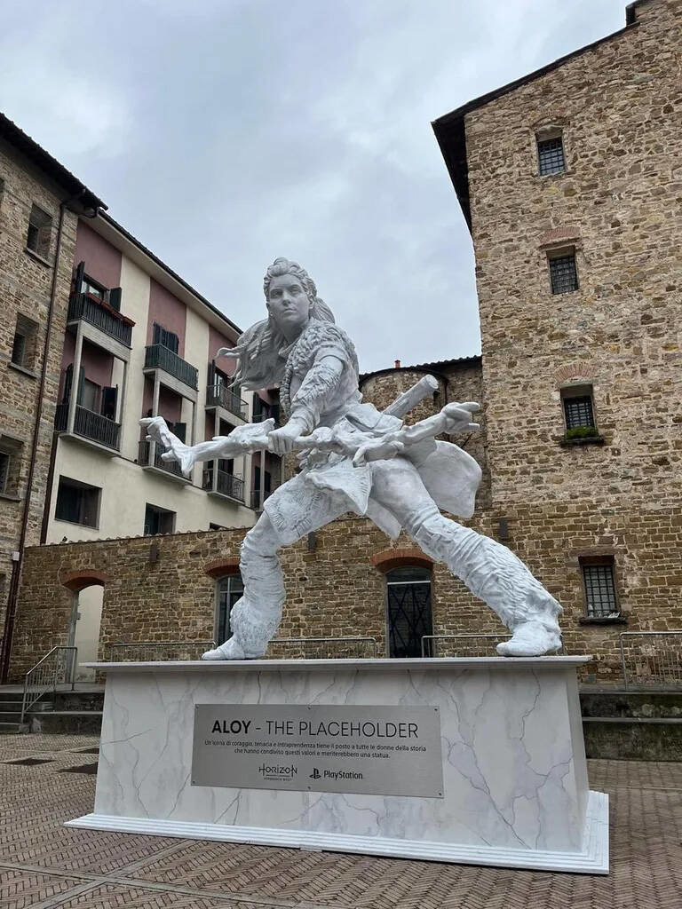 Aloy statua